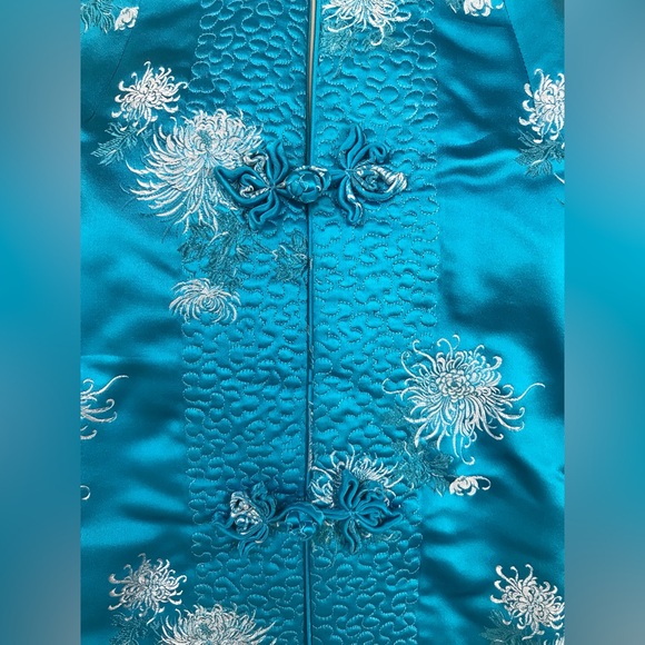 Vintage 1960s Chinese Satin Blue Yellow Reversible Floral Jacket Frog Closures - Picture 5 of 16